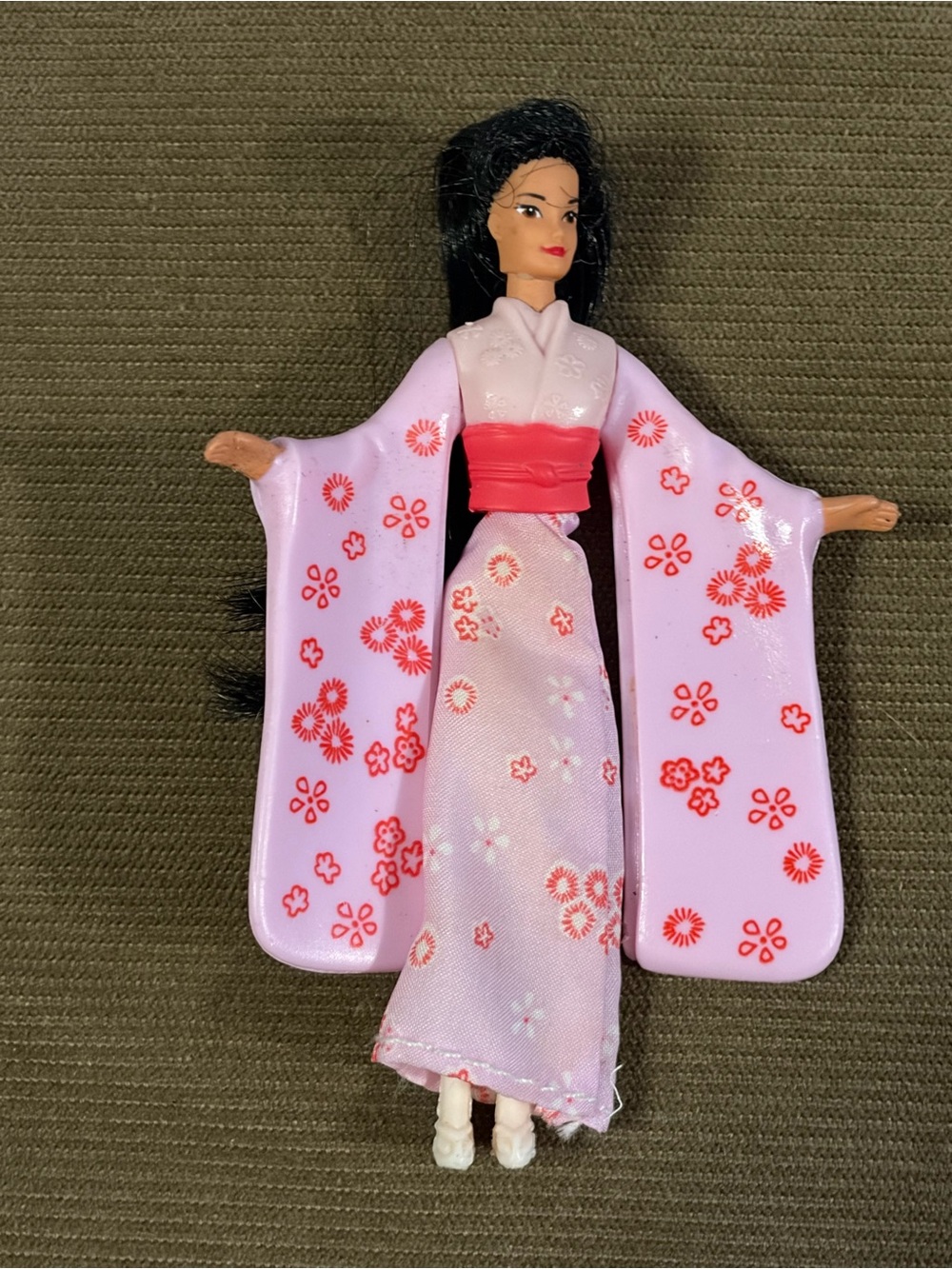 Vintage 1995 McDonald's Happy Meal Doll from China ~Dolls of the World ~